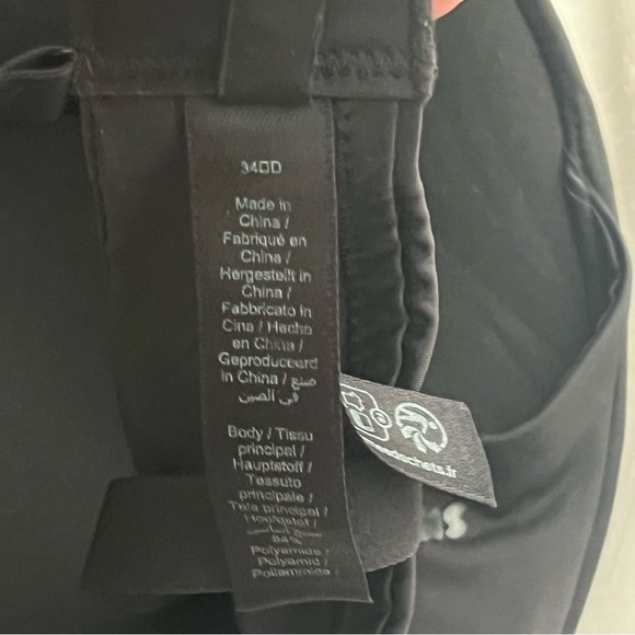 Set of 2 SKIMS Wireless Bras - Picture 5 of 7